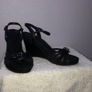 Black Aerosole Wedges with Belt on toe